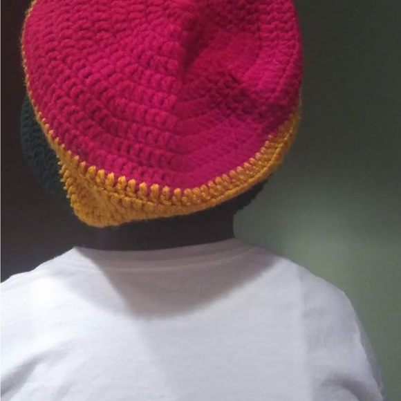 Rasta Beanie - Picture 3 of 3